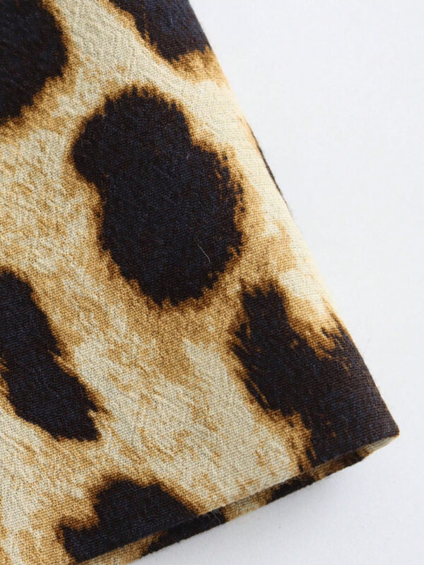 Vestido de fiesta con estampado de leopardo sin mangas y de moda